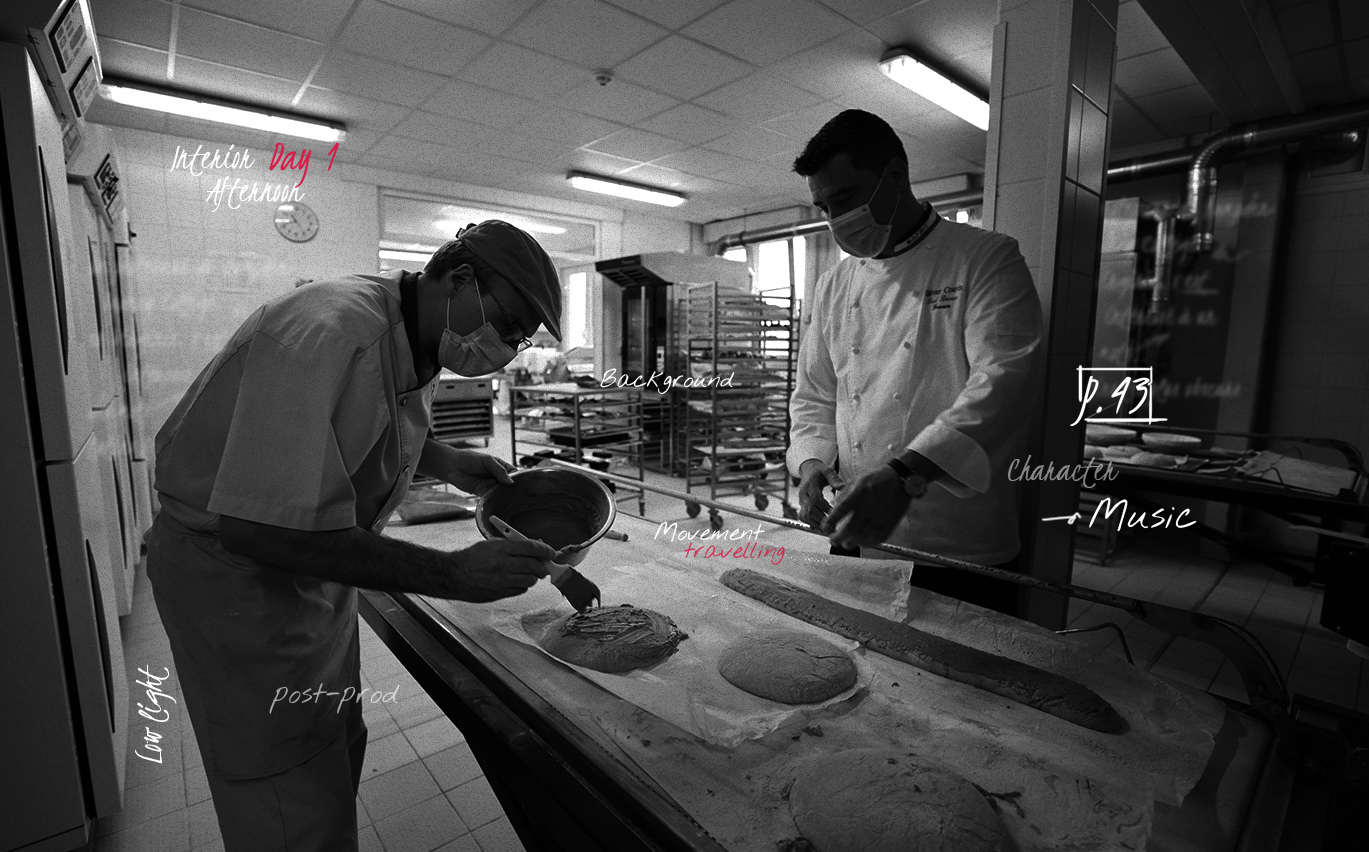 Deux boulangers préparent du pain dans les locaux du Campus de Groisy pour la filière boulangerie